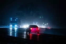 Morgendlicher Berufsverkehr im baden-w&uuml;rttembergischen Rottweil. In der Nacht auf Donnerstag krachte es vielerorts auf den Stra&szlig;en. - &copy; Silas Stein/dpa
