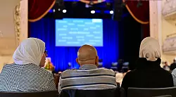 Im Jahr 2023 wurden mehr als 75.000 Menschen aus Syrien in Deutschland eingebürgert. Die Zahlen für 2024 liegen noch nicht vor. (Archivfoto) - © Martin Schutt/dpa