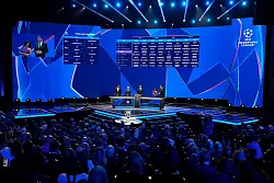 Insgesamt wird es vier Lost&ouml;pfe mit jeweils neun Mannschaften geben. (Archivbild) - &copy; Gregorio Borgia/AP