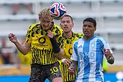 Auch Julian Brandt (l.) will in Dortmund bleiben. - © Carolyn Kaster/AP/dpa
