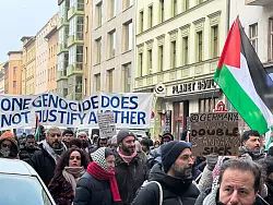 In Berlin gab es am vergangenen Samstag eine Demonstration unter dem Motto &laquo;Solidarit&auml;t mit Pal&auml;stina. Stoppt den Gaza Genozid. Keine Waffen f&uuml;r Israel&raquo;. (Archivbild) - &copy; Sven Kaeuler/dpa
