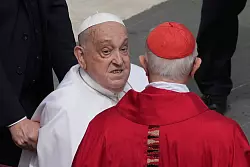 Der 88-Jährige wirkt weiterhin angeschlagen. (Foto: Archiv) - © Alessandra Tarantino/AP/dpa