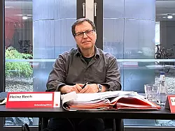 Der Verhandlungsf&uuml;hrer von Verdi NRW, Heinz Rech, schlie&szlig;t Warnstreiks in den kommenden Wochen nicht aus. - &copy; Volker Danisch/dpa