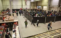 Andrang herrschte auch in Bremerhaven. - &copy; Focke Strangmann/dpa