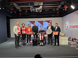 Der FC Bayern hat 2023 eine Aktion für Menschen mit Demenz ins Leben gerufen. - © Manuel Schwarz/dpa