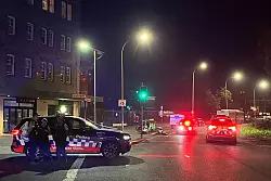 Der Tatort ist weitr&auml;umig abgesperrt. - &copy; Marc Kalpidis/dpa