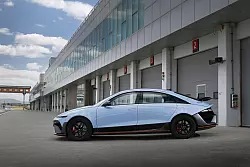 Schneller Wildfang: Ob einem die Form des Gef&auml;hrts gef&auml;llt? Das ist wie immer eine Frage des individuellen Geschmacks. - &copy; Christian Bittmann/Hyundai/dpa-tmn