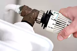 Verbraucher sp&uuml;ren h&ouml;here Gaspreise beim Heizen (Archivbild) - &copy; Hauke-Christian Dittrich/Deutsche Presse-Agentur GmbH/dpa