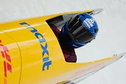 Lisa Buckwitz fährt beim Monobob-Weltcup auf Rang drei. - © Matthias Schrader/AP/dpa