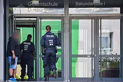 Nach dem Schock wird den Betroffenen umfassende Unterstützung angeboten. - © Christoph Reichwein/dpa