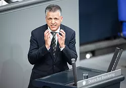 Thorsten Frei (CDU) r&auml;t in der angespannten aktuellen Lage in Nahost von reflexhaften Reaktionen ab. - &copy; Hannes P. Albert/dpa