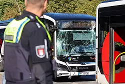 Bei den Unfall wurden auch vier Kinder leicht verletzt. - &copy; Bodo Marks/dpa