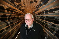 Brauchtumsforscher Manfred Becker-Huberti setzt sich seit langem mit den Urspr&uuml;ngen von Halloween auseinander. - &copy; Oliver Berg/dpa