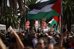 Die Zentralregierung in Madrid und das Rathaus in Barcelona heißen die Inititiative willkommen. - © Kike Rincón/EUROPA PRESS/dpa