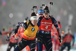 Teil der dominierenden Nation: Lou Jeanmonnot und Justine Braisaz-Bouchet. - &copy; Petr David Josek/AP/dpa