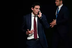 Soll den Klimaschutz in der EU voranbringen: der Niederl&auml;nder Wopke Hoekstra. (Archivbild) - &copy; Rafiq Maqbool/AP/dpa