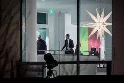 Die Bem&uuml;hungen um einen Frieden gehen am Montag in Berlin weiter. - &copy; Christoph Soeder/dpa