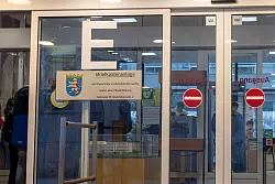 Der Prozess findet am Frankfurter Landgericht statt. - &copy; Helmut Fricke/dpa