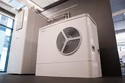 Die Nachfrage nach Wärmepumpen ist eingebrochen. - © Sebastian Gollnow/dpa