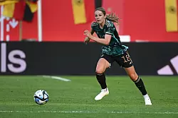 Melanie Leupolz war mit der Nationalmannschaft und mehreren Vereinen erfolgreich. - © Sebastian Christoph Gollnow/dpa