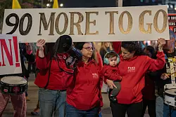 Angehörige der Geiseln fordern die Freilassung auch der restlichen Geiseln in Gaza. - © Ilia Yefimovich/dpa
