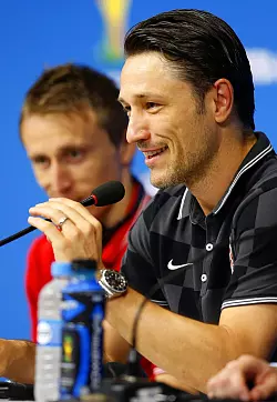 Niko Kovac als kroatischer Nationaltrainer mit Luka Modric (l) bei der WM 2014. - © picture alliance / dpa