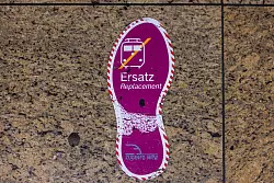 Ersatzbusse sollen teilweise im Zehn-Minuten-Takt fahren - trotzdem werden Reisende deutlich l&auml;nger unterwegs sein als mit dem Zug. (Archivbild) - &copy; Thomas Banneyer/dpa