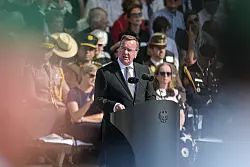 Verteidigungsminister Pistorius hob die bleibende Bedeutung des 20. Juli hervor. - &copy; Hannes P. Albert/dpa