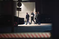 Nach fast sechs Stunden haben die Spitzen von Union und SPD ihre Beratungen beendet. - © Paul Zinken/dpa