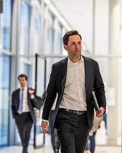 Johannes Winkel und andere Unionsabgeordnete hatten Widerstand gegen das Rentenpaket angekündigt. - © Michael Kappeler/dpa