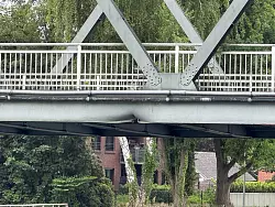 Zu lange wurden Reparaturen aufgeschoben. (Archivbild) - © Matthias Brüning/TNN/dpa