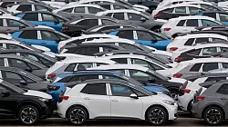 Die US-Z&ouml;lle belasten die deutschen Autobauer besonders. (Archivbild) - &copy; Hendrik Schmidt/dpa