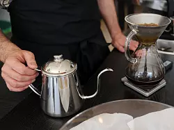 Kaffee ist eines der beliebtesten Getränke in Deutschland. (Archivbild) - © picture alliance / ZB