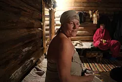 Eda Verooja erledigte den Papierkram: 2014 nahm die Unesco die Rauchsauna in ihre Liste des immateriellen Erbes der Menschheit auf. - © Friederike Ostermeyer/dpa-tmn