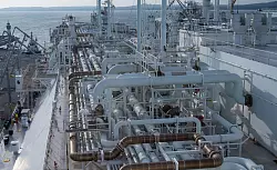 Der Aufbau der Terminals war als Reaktion auf Russlands Angriff auf die Ukraine und gedrosselte und schlie&szlig;lich ausbleibende russische Gas-Lieferungen forciert worden. - &copy; Stefan Sauer/dpa