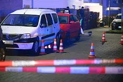 Die Tat geschah am späten Freitagabend auf einem Parkplatz nahe der Veranstaltungshalle. - © Henning Kaiser/dpa