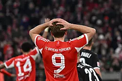 Harry Kane reagiert frustriert nach einer Torchance. - © Sven Hoppe/dpa