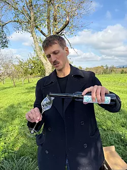 Johannes Kolonko ist Obstbrenner aus Staufen bei Freiburg. - &copy; Claudia Wittke-Gaide/dpa-tmn