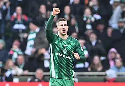 Romano Schmid brachte Werder zurück ins Spiel. - © Carmen Jaspersen/dpa