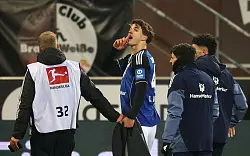 HSV-Abwehrchef Luka Vuskovic war nicht gut auf die Fans des FC St. Pauli zu sprechen. - &copy; Christian Charisius/dpa