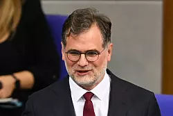 Wolfgang Schmidt (SPD). (Archivbild) - © Anna Ross/dpa