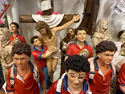 Manchen geht die Heiligwerdung zu schnell. (Archivbild) - &copy; Christoph Sator/dpa