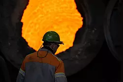 Die Stahlindustrie ist schwer unter Druck. - &copy; Sebastian Kahnert/dpa