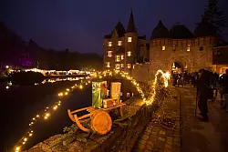 Mittelalterflair mit Krippenspiel: Burg Satzvey (Archivbild) - © picture alliance / Rainer Jensen/dpa