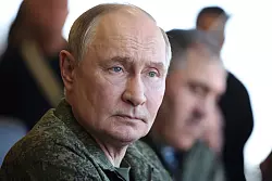 Russland will mehrere Gebiete der Ukraine übernehmen und einen Nato-Beitritt des Landes verhindern. (Archivbild) - © Valeriy Sharifulin/Pool Sputnik Kremlin/AP/dpa