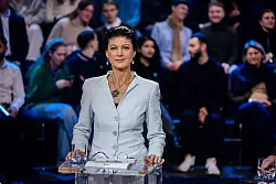 BSW-Chefin Sarah Wagenknecht wirft den Linken Realitätsverweigerung vor. - © Christoph Soeder/dpa