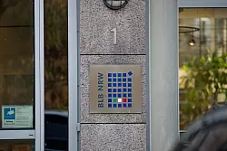 Falls sich der Korruptionsverdacht bei der Sanierung der Staatskanzlei als zutreffend erweist, k&ouml;nnten die Steuerzahler um Millionen betrogen worden sein. (Archivbild) - &copy; Henning Kaiser/dpa