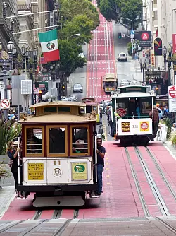 Seit &uuml;ber 150 Jahren fahren Cable Cars durch San Francisco. (Archivbild) - &copy; picture alliance / dpa