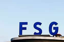 Auch die FSG-Werft hat einen neuen Besitzer. (Symbolbild) - © Frank Molter/dpa