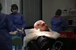 Aydin Kesti sagt, er lasse sich die Haare f&uuml;r sein Ego machen. - &copy; Anne Pollmann/dpa